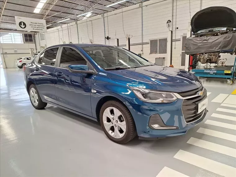 Chevrolet Onix Azul 13