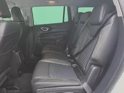 Jeep Commander