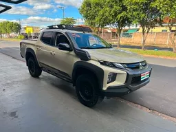 Mitsubishi L200 Triton