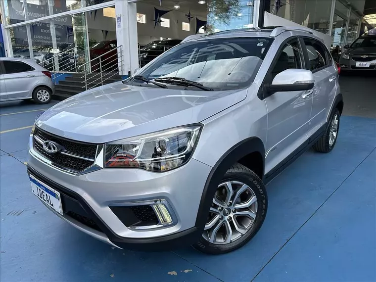 Chery Tiggo 2 Prata 1