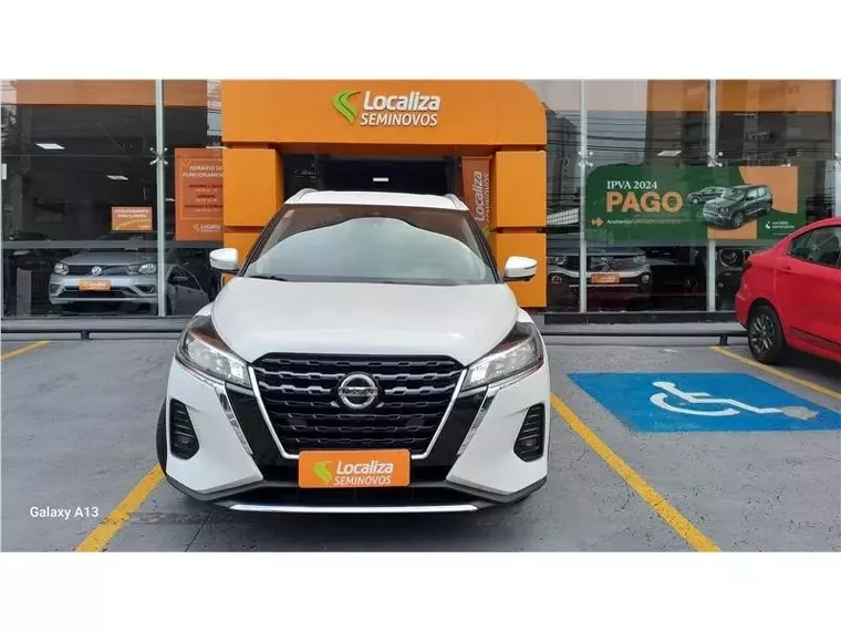 Nissan Kicks Branco 2