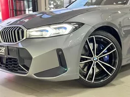 BMW 320i