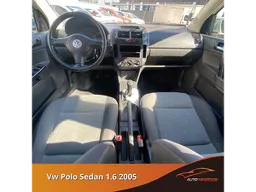 Volkswagen Polo Sedan