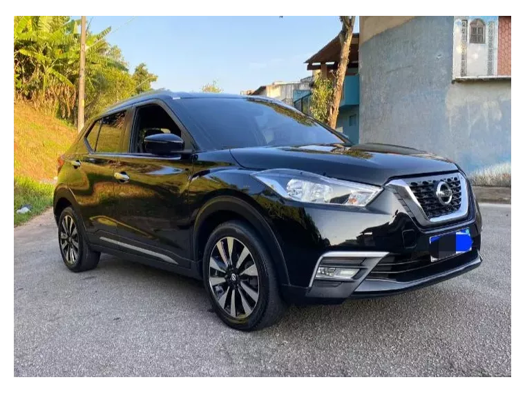 Nissan Kicks Preto 11