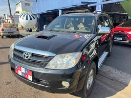 Toyota Hilux SW4