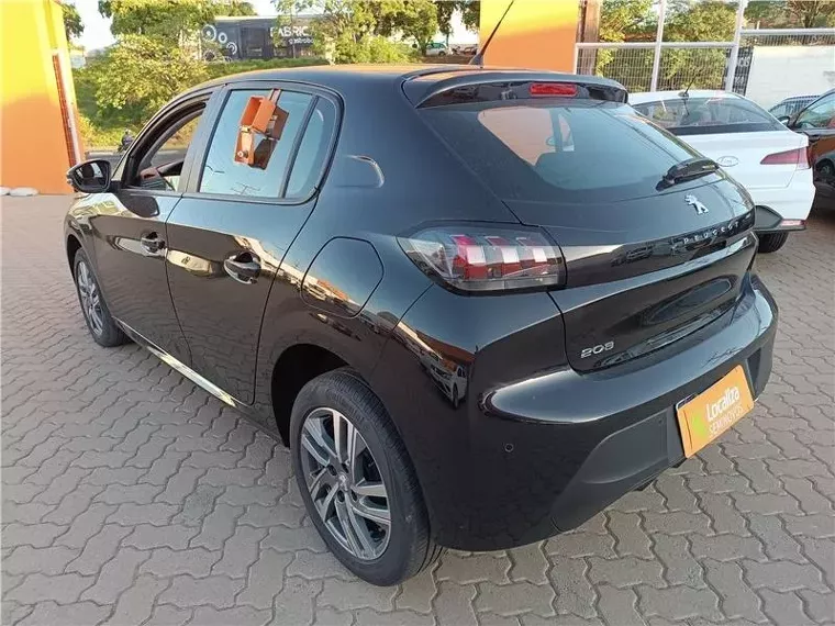 Peugeot 208 Preto 1