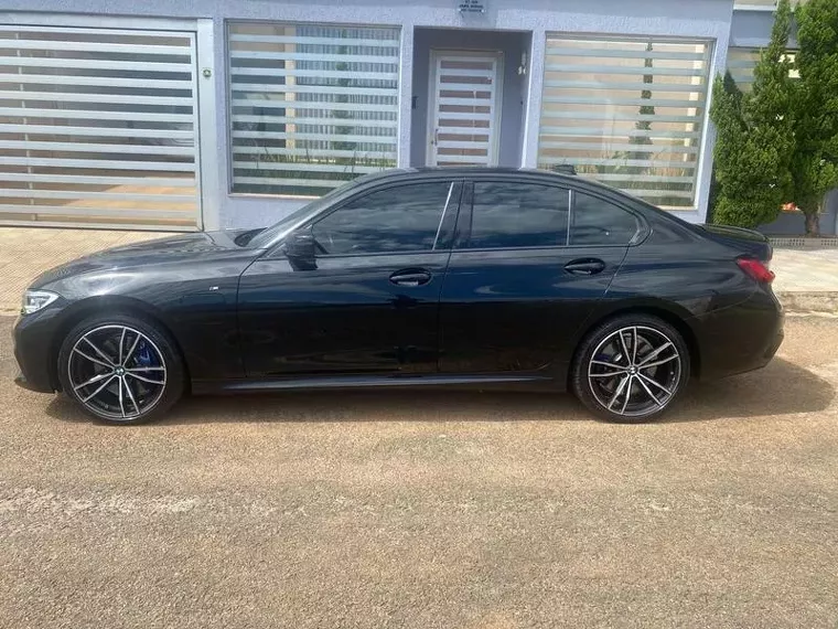 BMW 330e Preto 11