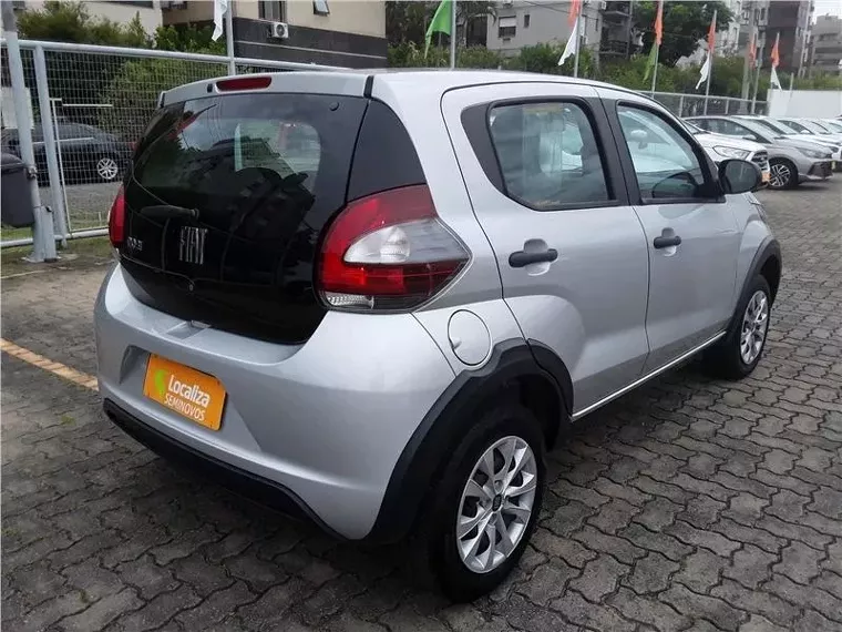 Fiat Mobi Prata 1