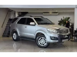 Toyota Hilux SW4