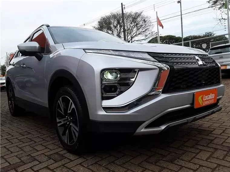 Mitsubishi Eclipse Cross Prata 12