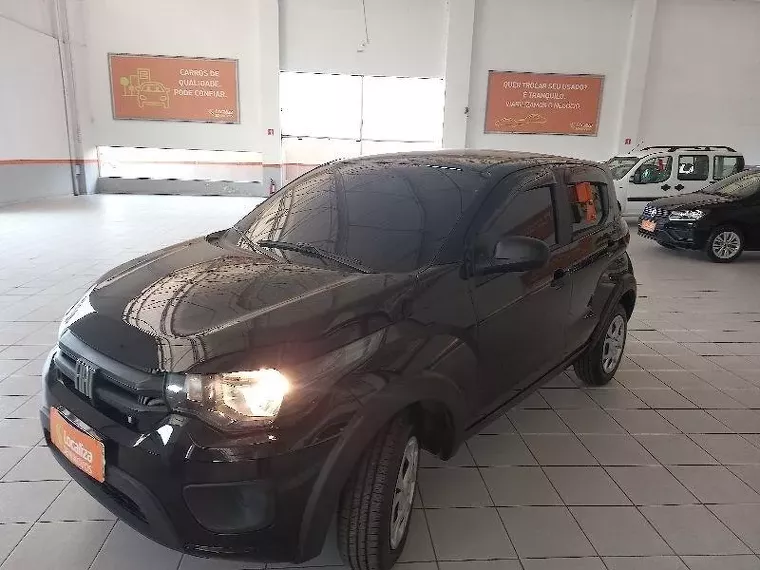 Fiat Mobi Preto 4