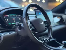 BYD Han