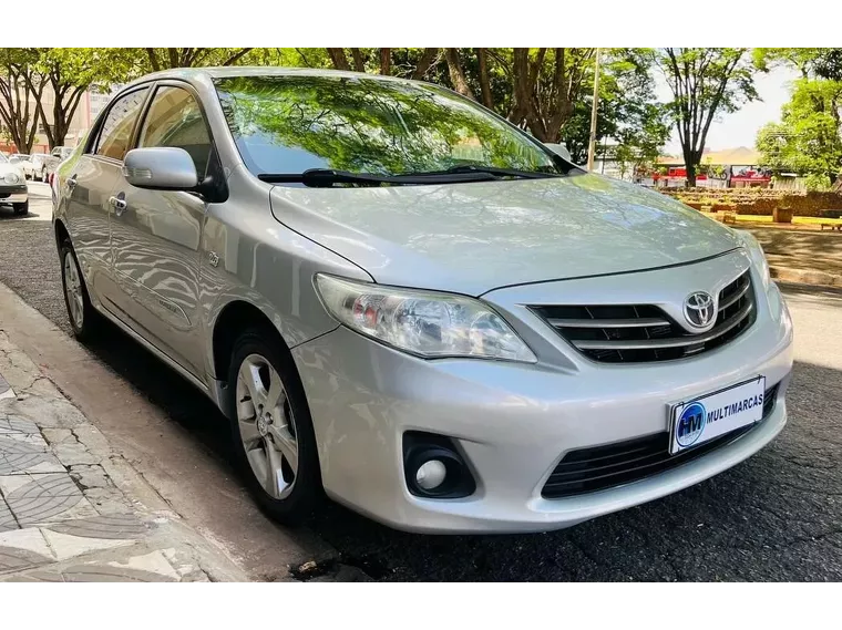 Toyota Corolla Prata 5