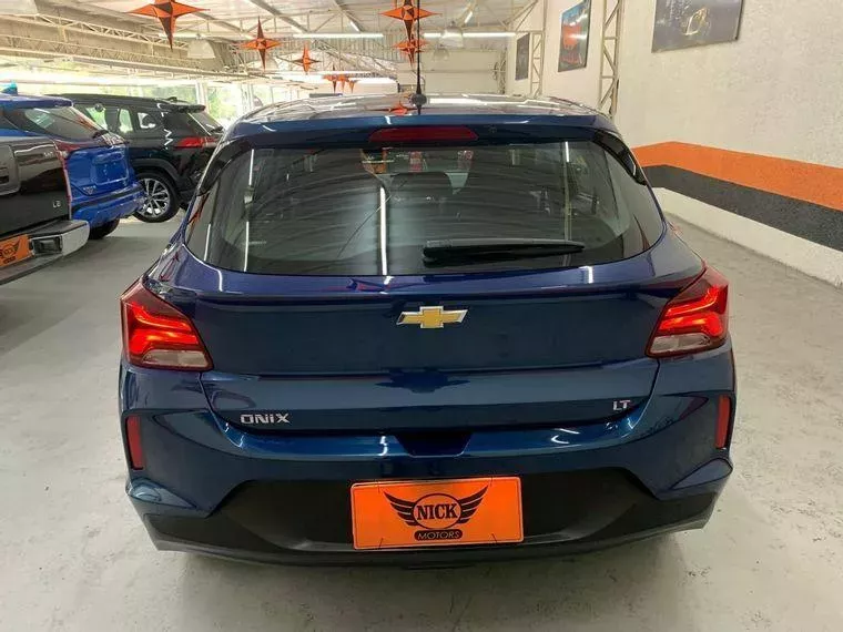 Chevrolet Onix Azul 9