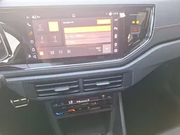 Volkswagen Polo Hatch