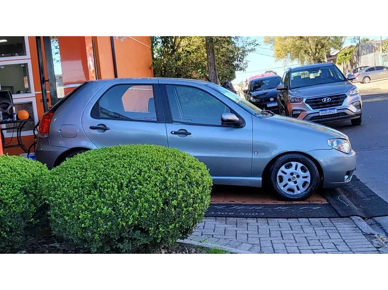 Fiat Palio Cinza 2