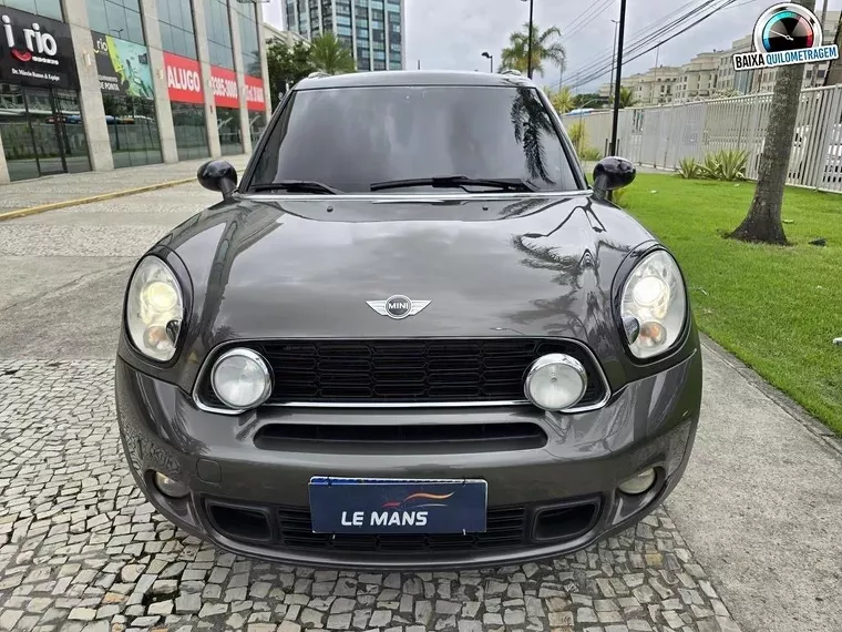 Mini Countryman Cinza 2