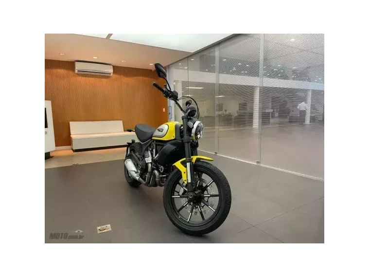 Ducati Scrambler Amarelo 1