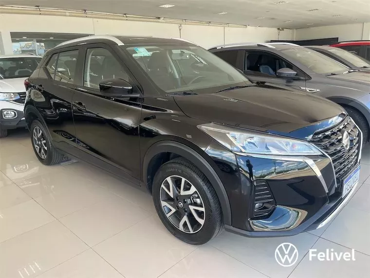 Nissan Kicks Preto 9