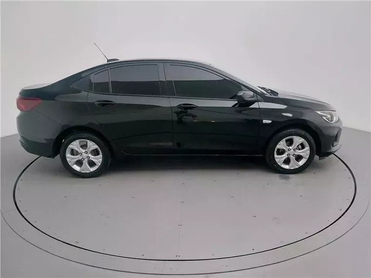 Chevrolet Onix Preto 11