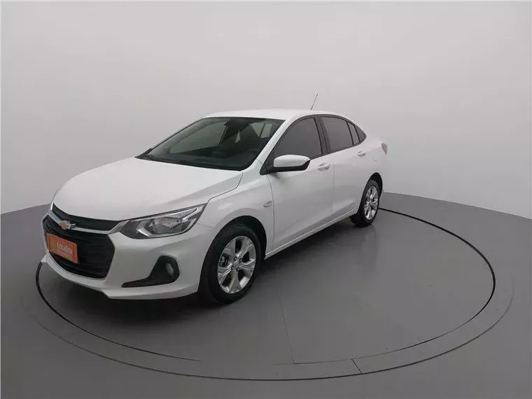 Chevrolet Onix Branco 15