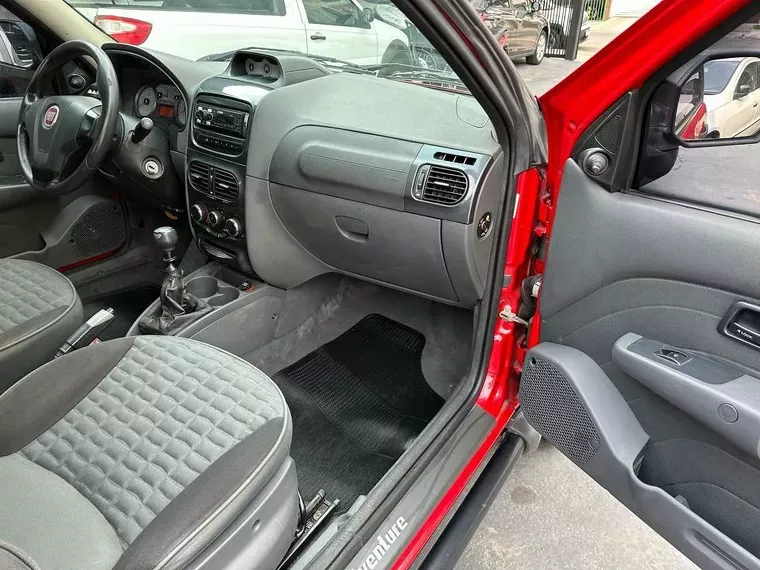 Fiat Strada Vermelho 12