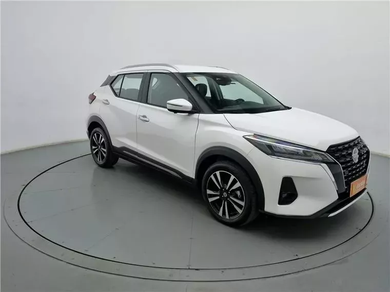 Nissan Kicks Branco 15