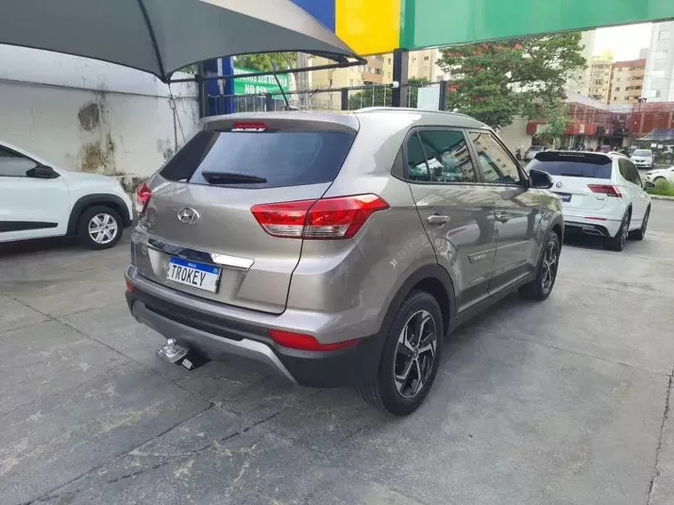 Hyundai Creta Prata 14