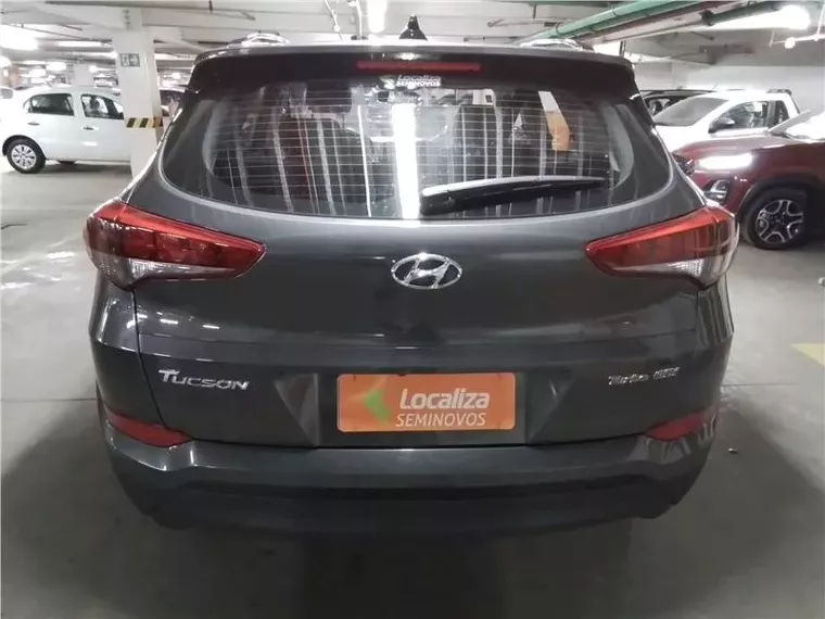 Hyundai Tucson Cinza 9