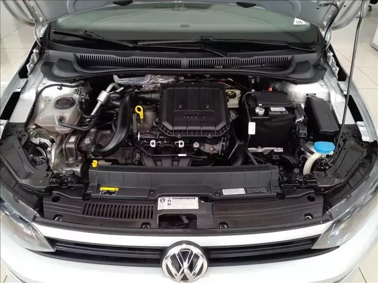 Volkswagen Polo Hatch Prata 8