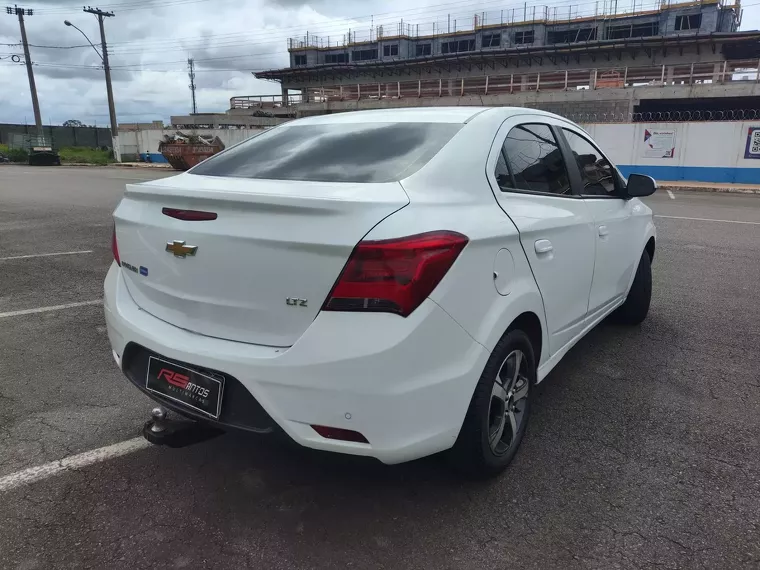 Chevrolet Prisma Branco 11