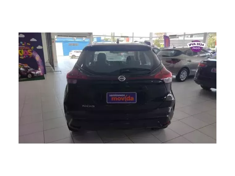 Nissan Kicks Preto 5