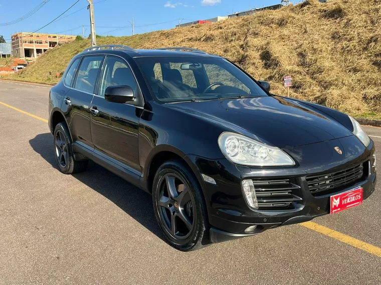 Porsche Cayenne Preto 4