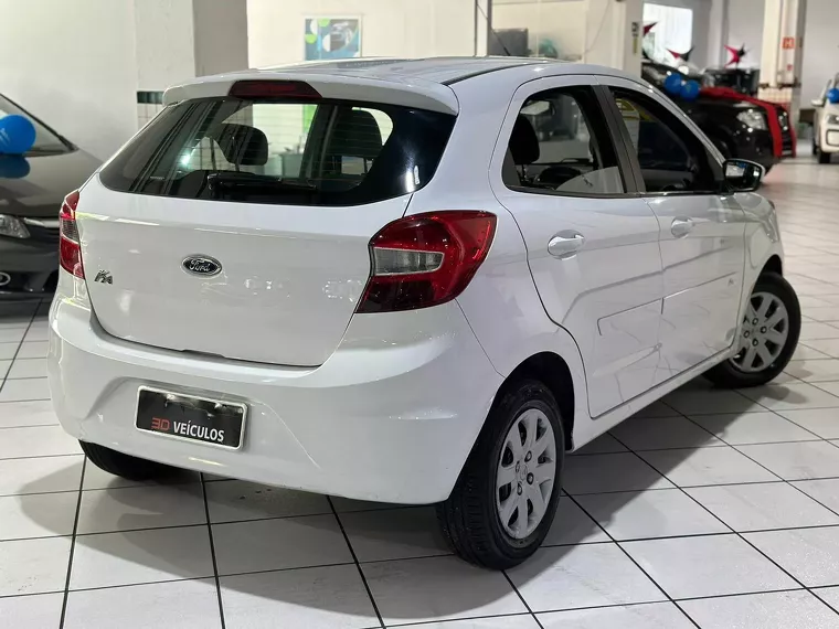 Ford KA Branco 9