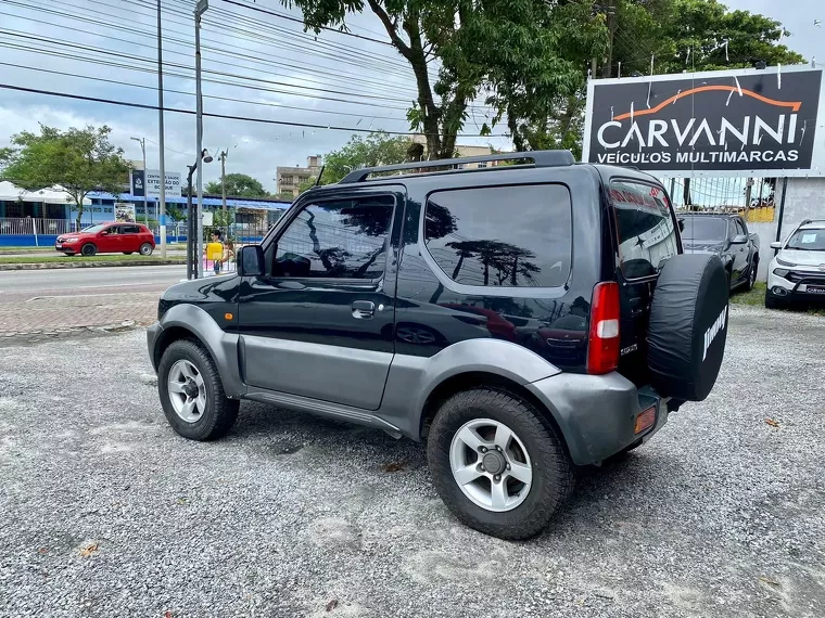 Suzuki Jimny Preto 11