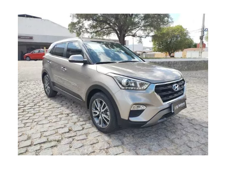 Hyundai Creta Cinza 1