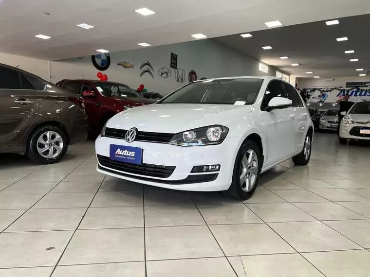 Volkswagen Golf Branco 4