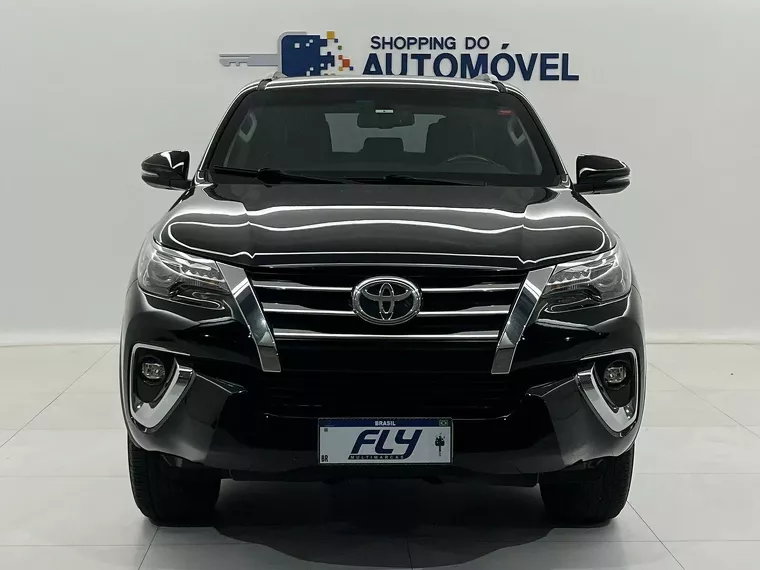 Toyota Hilux Preto 1