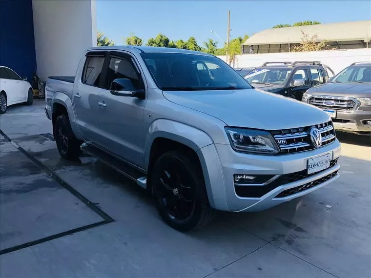 Volkswagen Amarok Prata 2