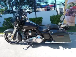 Street Glide