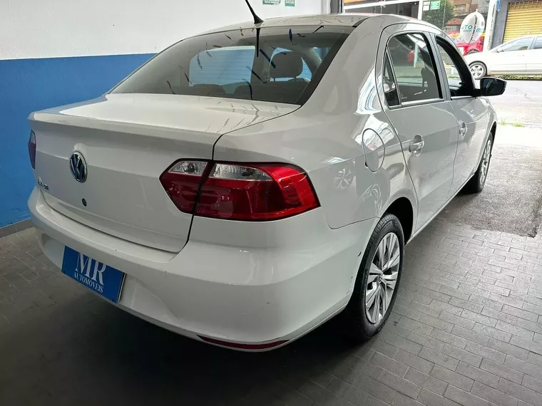 Volkswagen Voyage Branco 6