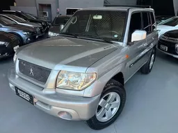 Mitsubishi Pajero TR4