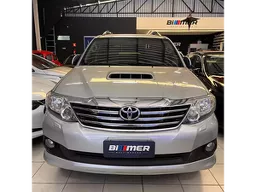 Toyota Hilux SW4