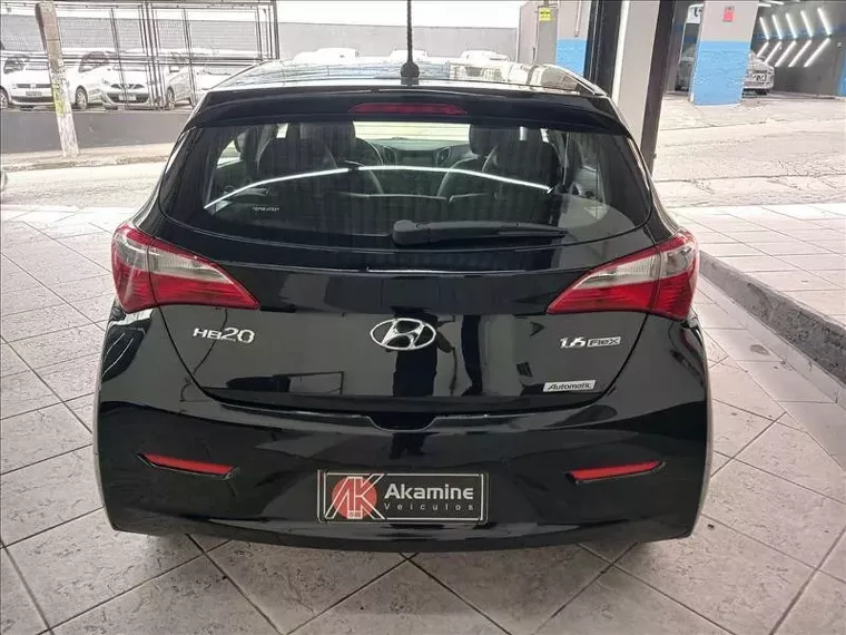 Hyundai HB20 Preto 4