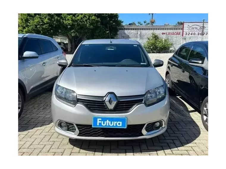 Renault Sandero Prata 5