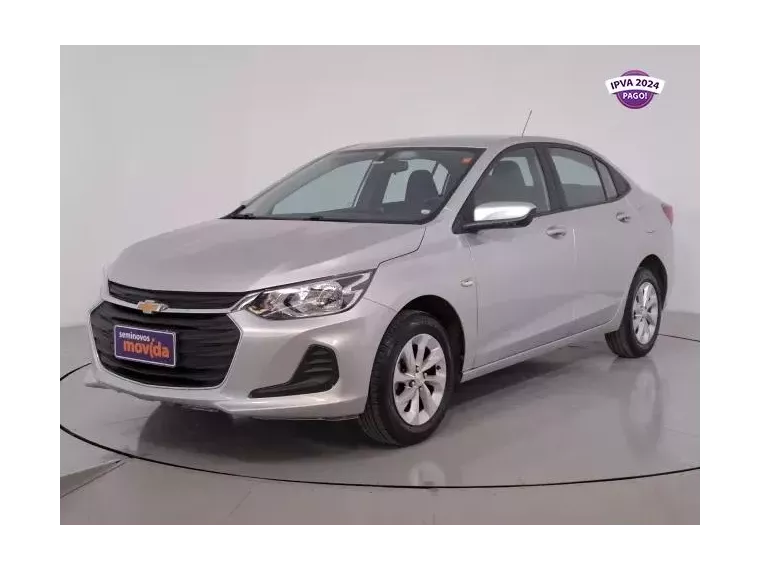 Chevrolet Onix Prata 1