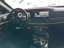 Mercedes-benz E 43 AMG