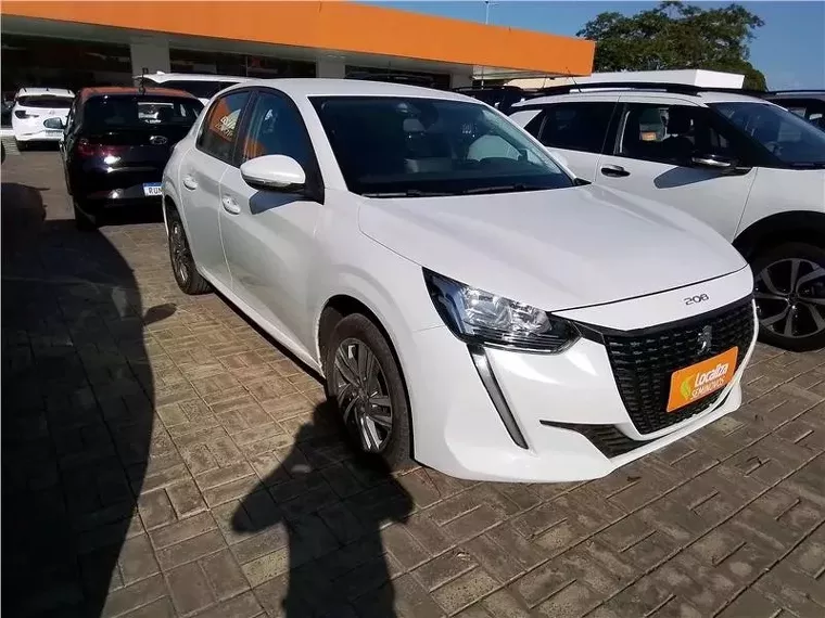 Peugeot 208 Branco 7