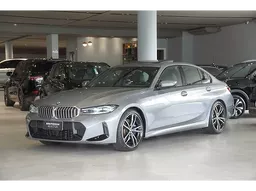 BMW 320i