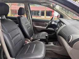 Nissan Livina